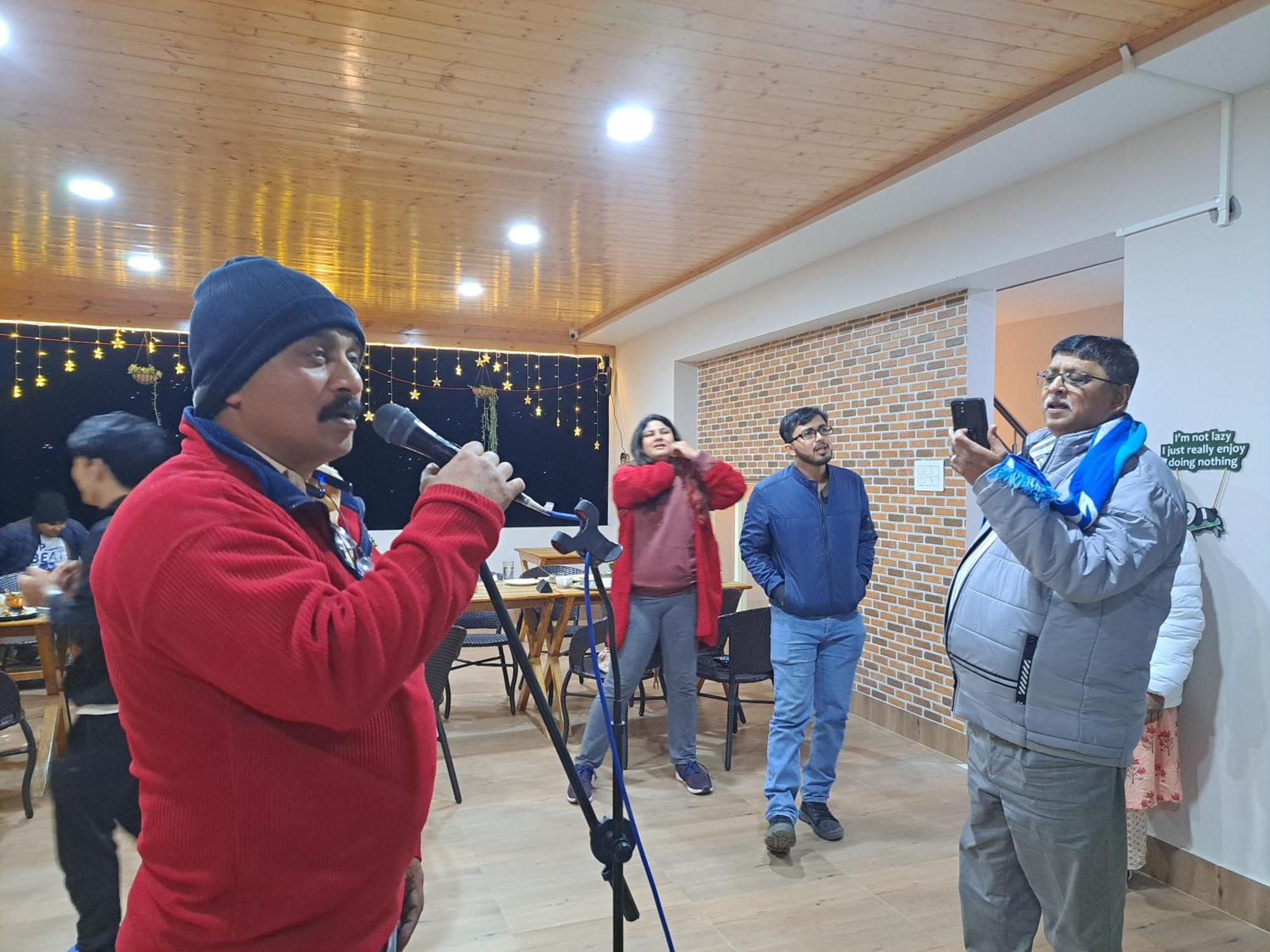 Snow White Retreat Hotel And Restaurant Gangtok Bagian luar foto