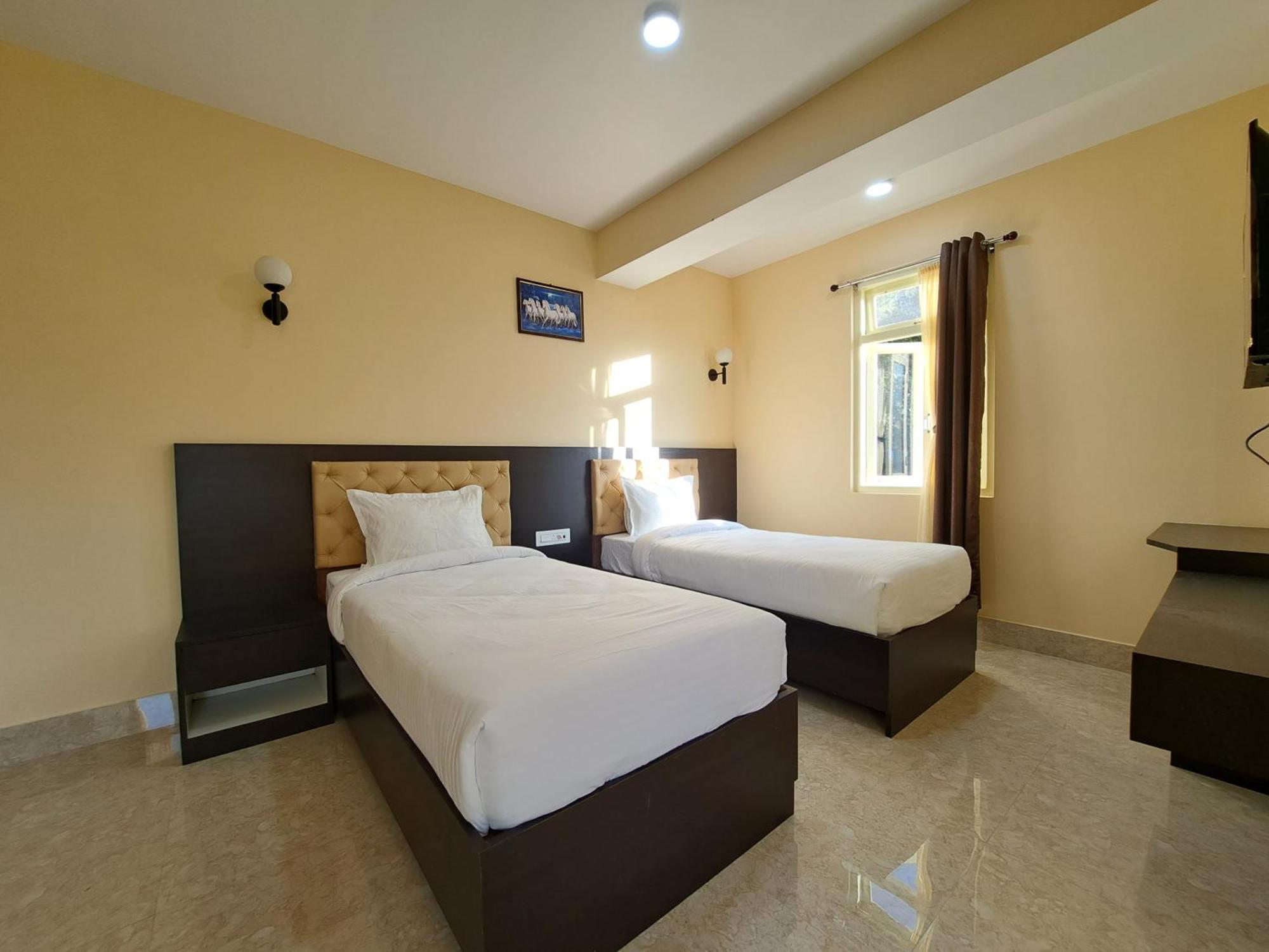 Snow White Retreat Hotel And Restaurant Gangtok Bagian luar foto